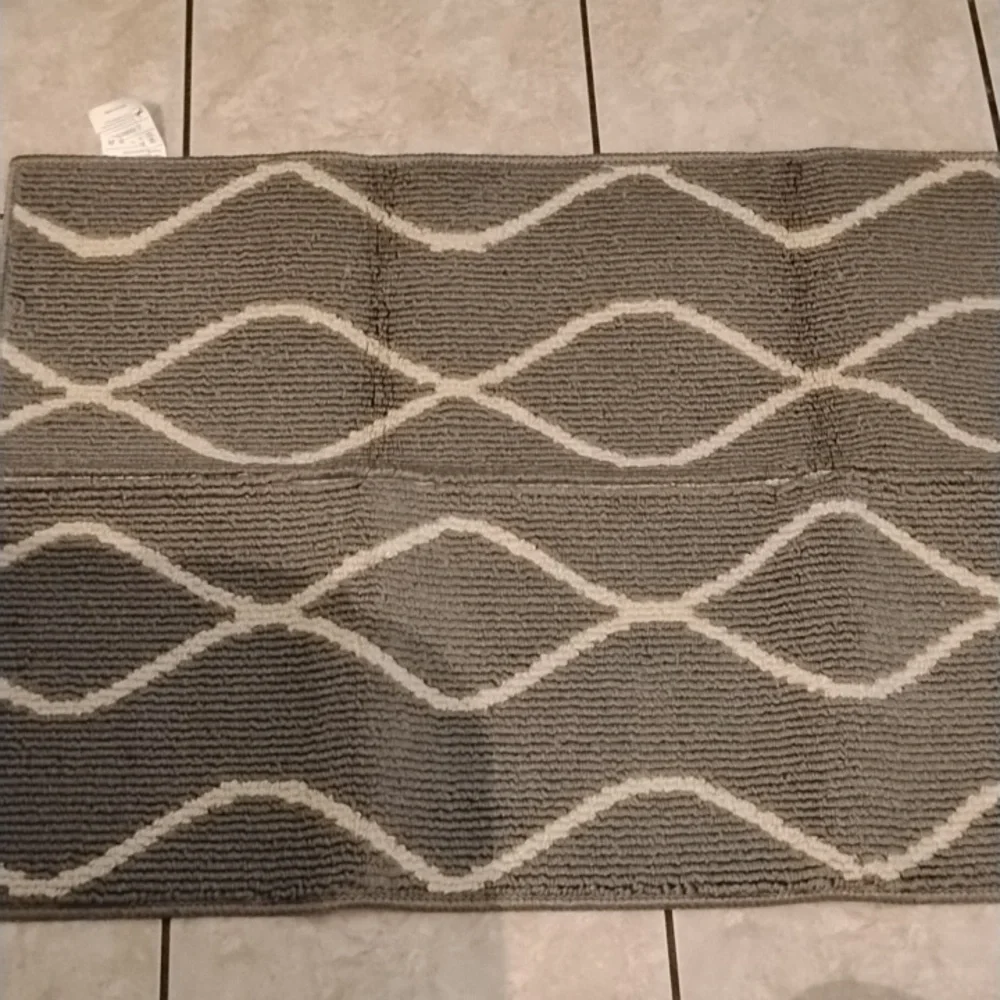 Wave Pattern Gray Dog Training Mat